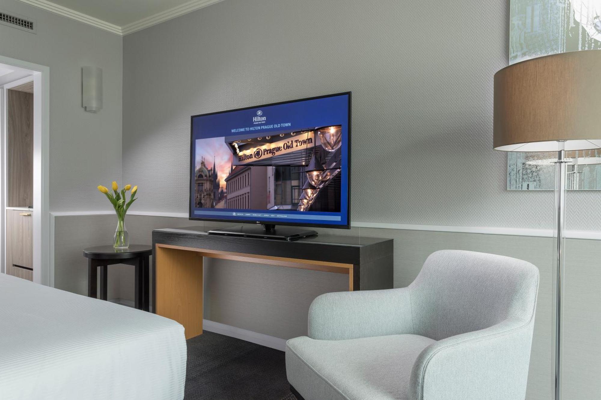 Hilton Old Town 5* פראג